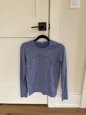 lululemon athletica Heathered Blue Long Sleeve Relaxed Swiftly Tech